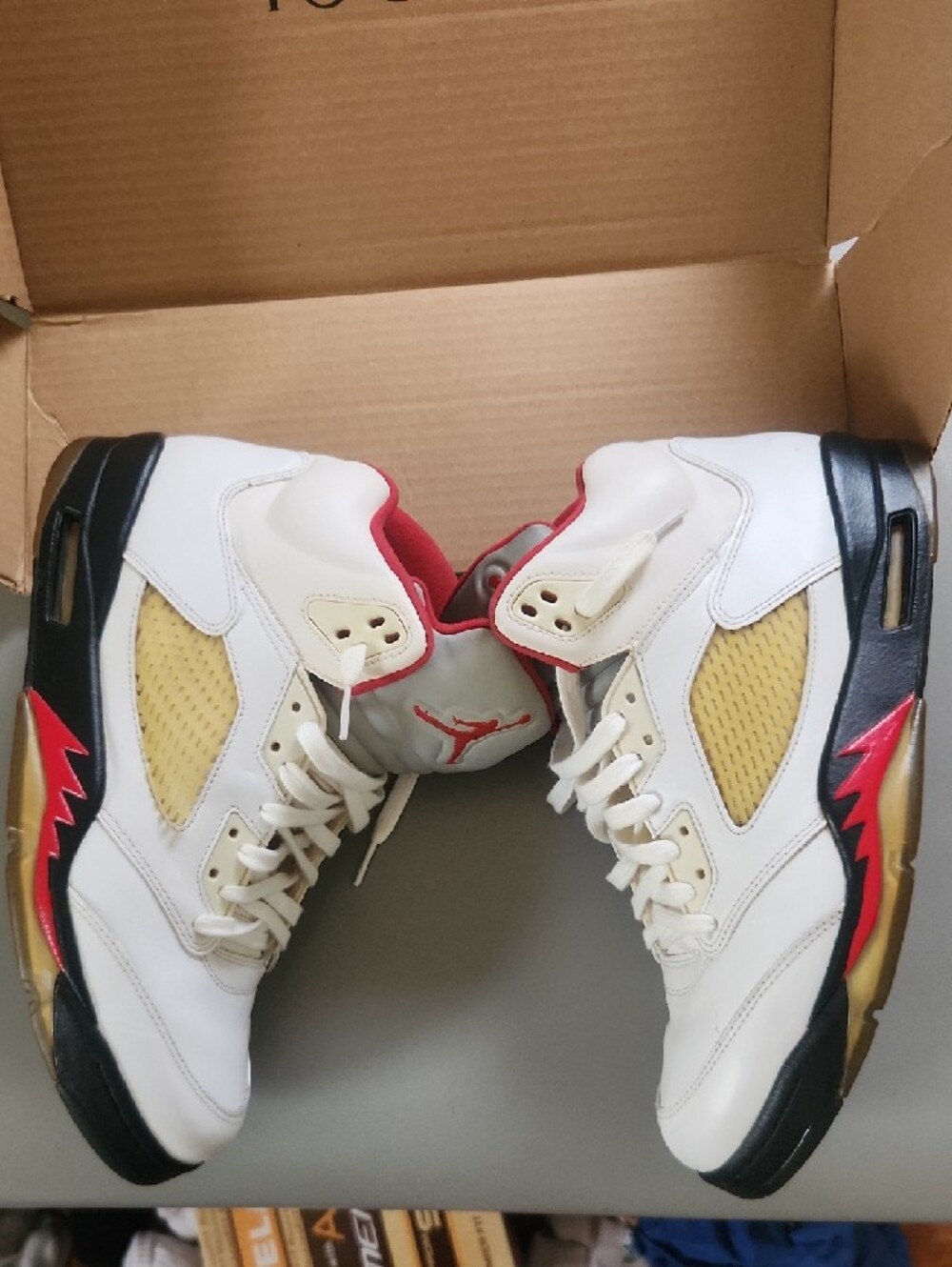 Jordan 5s 2012 - Picture 3 of 9